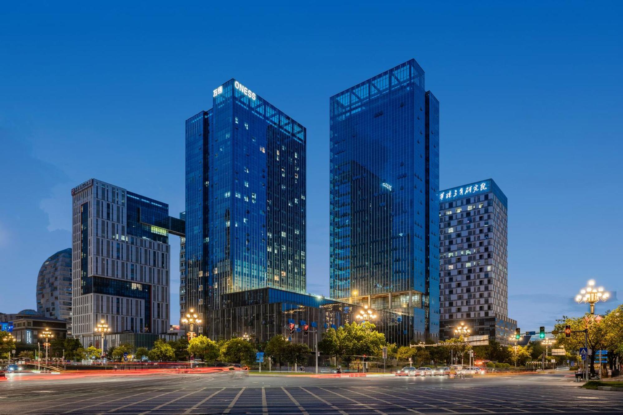 Oness Executive Hotel Guangzhou Huangpu Luogang - Free Shuttle Bus For Canton Fair מראה חיצוני תמונה